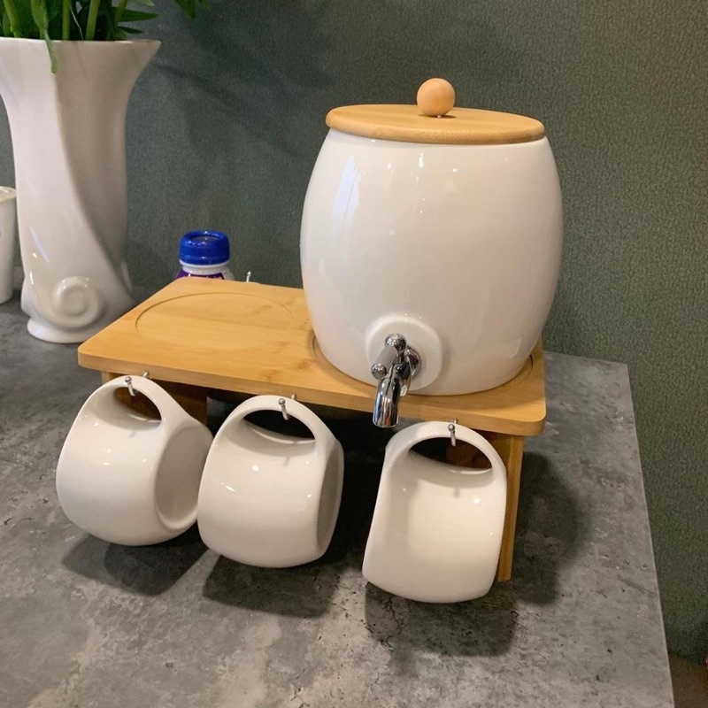 Bình nước sứ cao cấp kèm ly và giá gỗ