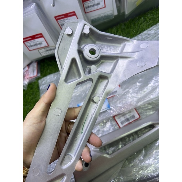 Gác chân dream lùn 125 ,chính hãng