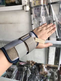 Nẹp cẳng tay ngắn,trái phải