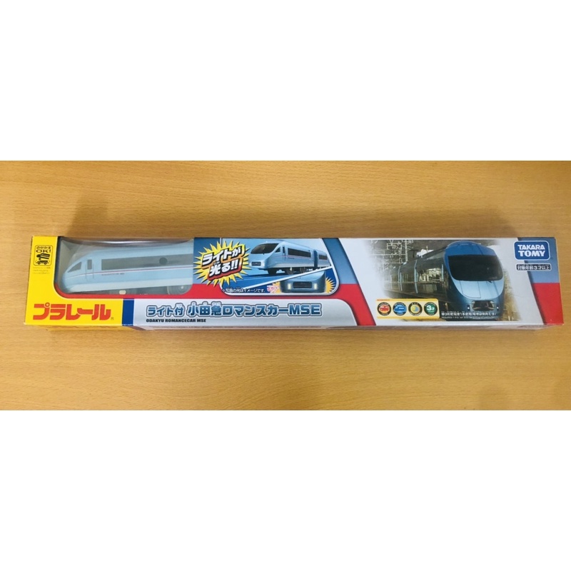 Series Tàu Takara tomy có đèn hay nhạc chạy bằng pin