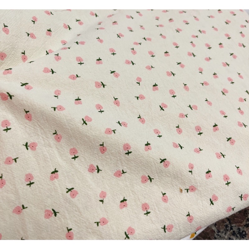 vải thô đũi cara hoa lê vàng nền be hot hit may váy,bộ,rèm cửa,đồ handmade