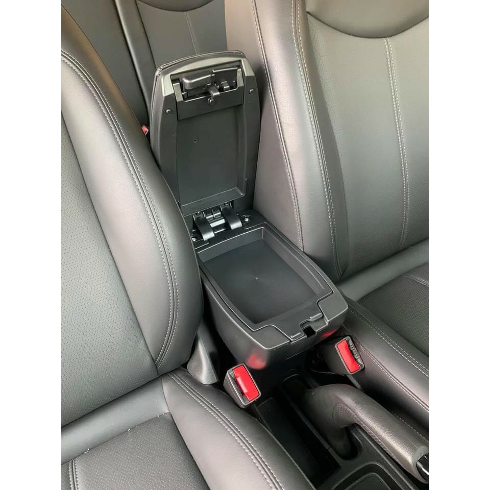 Hộp Tỳ Tay, Bệ Tỳ Tay Xe Toyota Rush Cao Cấp Màu Đen M03 có cổng sạc USB tiện lợi, lắp đặt dễ dàng