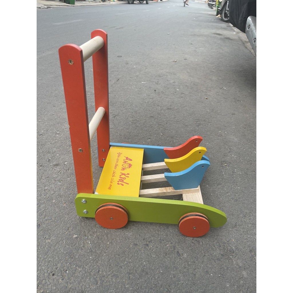 Xe chó vừa làm xe tập đi vừa chở đồ chơi hàng Việt Nam thương hiệu Winwintoys gỗ Đức Thành