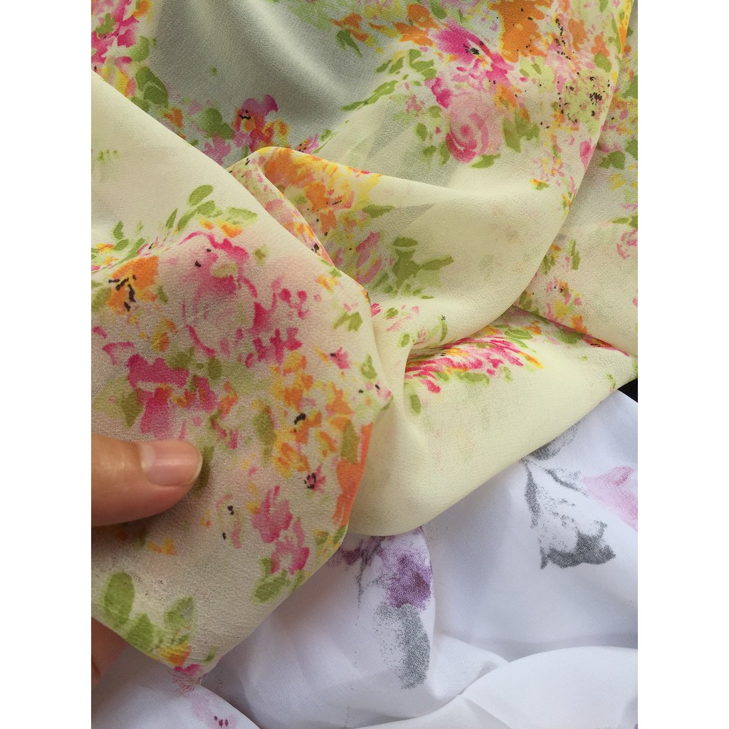 🍀🍀Voan chiffon. Mẫu này sờ chất mướt, mềm mịn lắm nha các chị | BigBuy360 - bigbuy360.vn