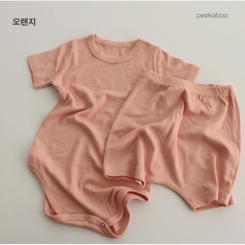 Peekaboo Bộ suit cài đũng kèm quần cộc Hàn Quốc