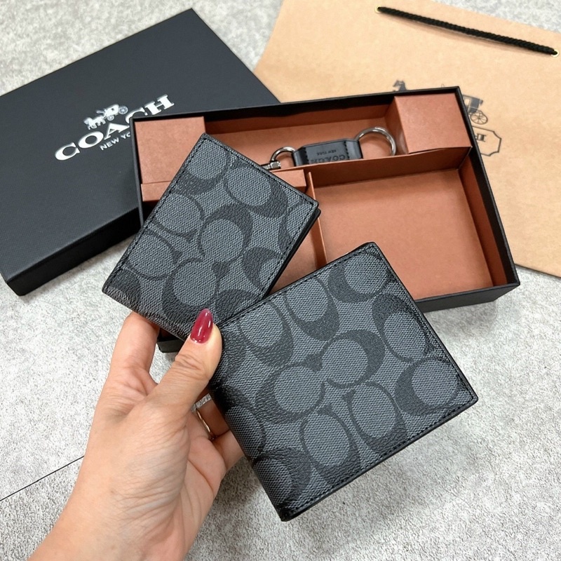 Sét ví da nam siêu đẹp Coach kèm 1 ví card và 1 móc khoá