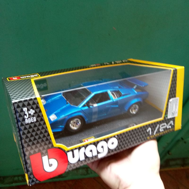 BBURAGO Xe Lamborghini Countach 5000 Màu Xanh Tỉ Lệ 1:24