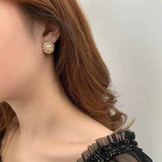 Khuyên tròn Chane