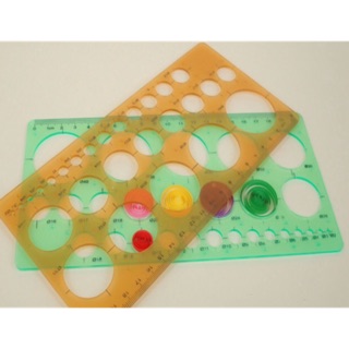 Thước lỗ tròn hỗ trợ quilling