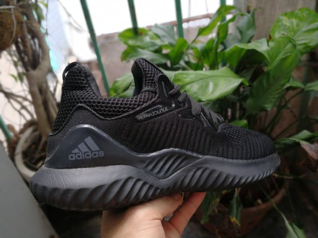 [HẠ GIÁ] [Fullbox] Giầy alphabounce full đen nam . `