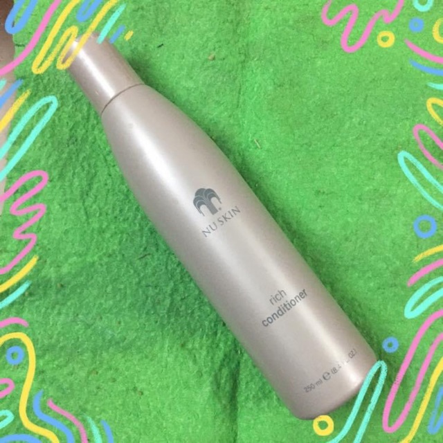 Dầu Xả Rich Conditioner Nuskin