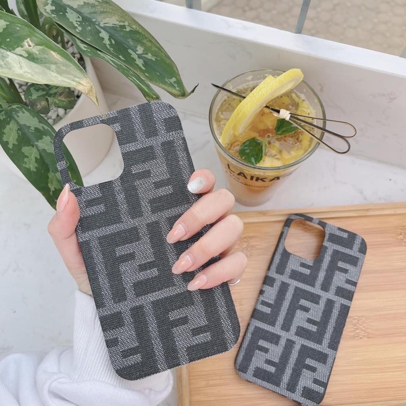 Ốp Iphone - Ốp Fendi và Buburry sang chảnh