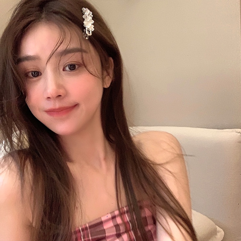 Kẹp Tóc Hình Hoa Gắn Gương Dễ Thương Cho Nữ