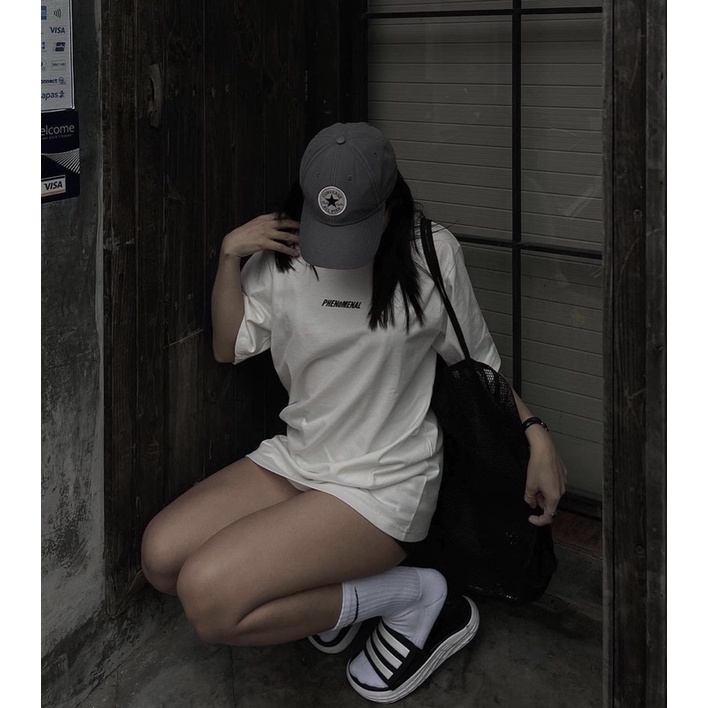 ÁO THUN UNISEX PHENOMENAL - DON’T LOOK