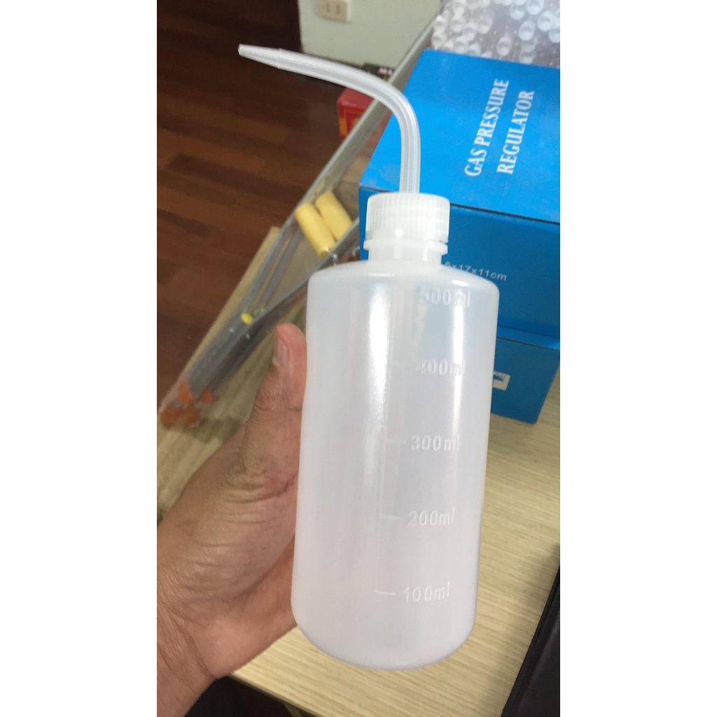 BÌNH TIA NHỰA NẮP TRẮNG TQ 250ml, 500ml