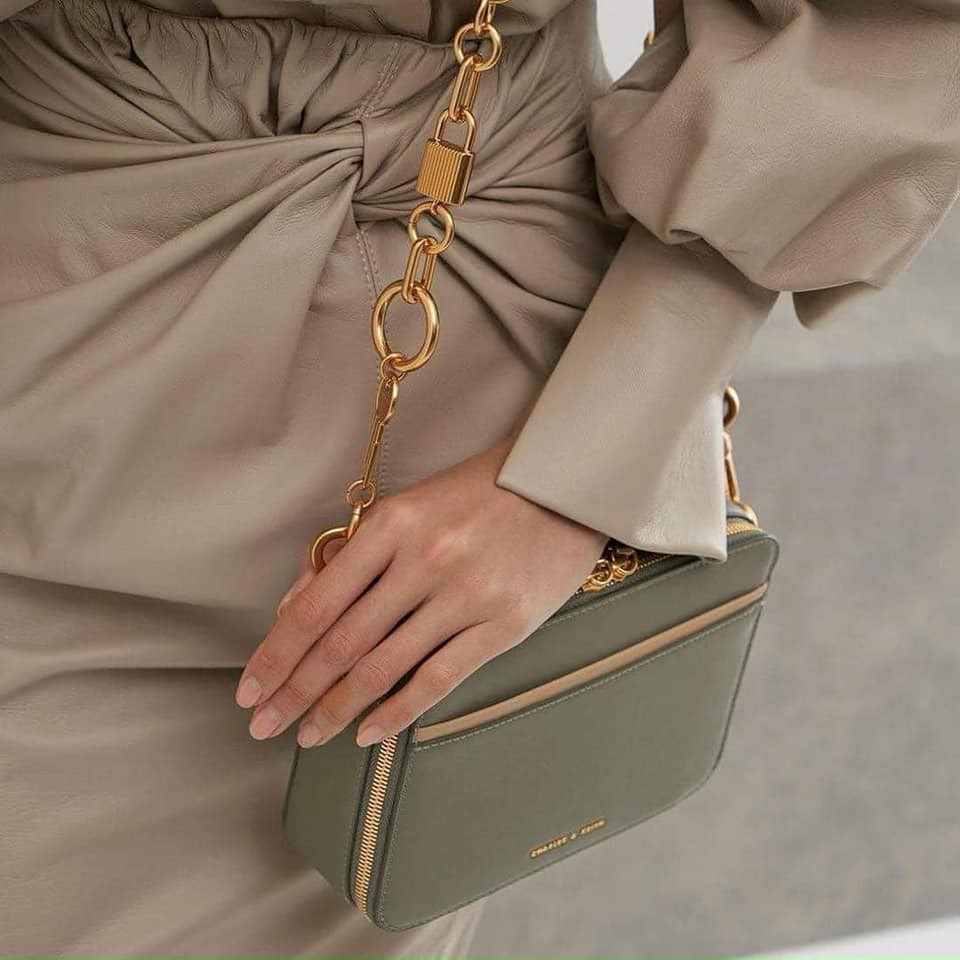 Túi Đeo Chéo CK2 Thời Trang Thanh Lịch Cho Nữ81200008