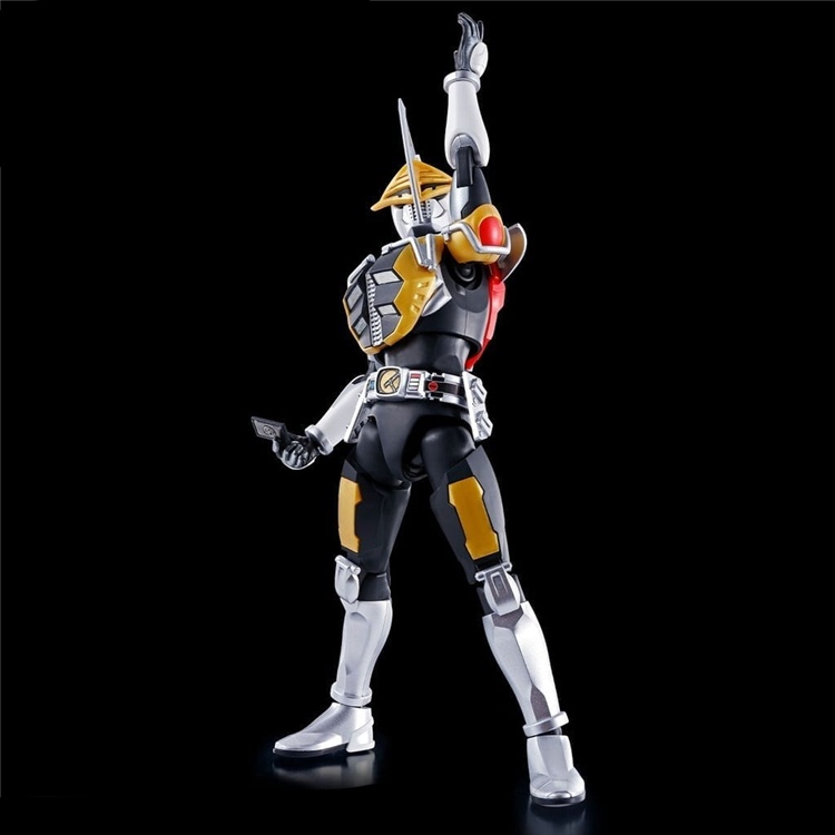 Mô Hình Lắp Ráp Figure-rise Standard Kamen Masked Rider Den-O AX Form &amp; Plat Form Bandai