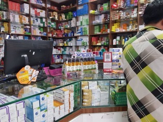 Dung dịch vệ sinh Dr Eva