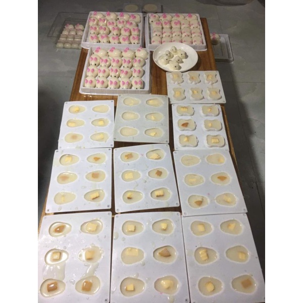 Khuôn thỏ 6 hình vỉ 6 thỏ silicon làm bánh