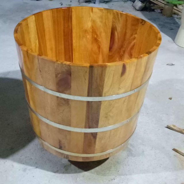 Bồn tắm tròn gỗ pơmu cao cấp