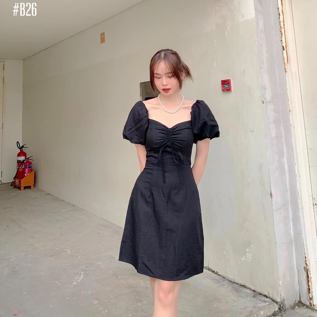 Đầm cổ vuông tay phồng rút dây ngực Lona Dress