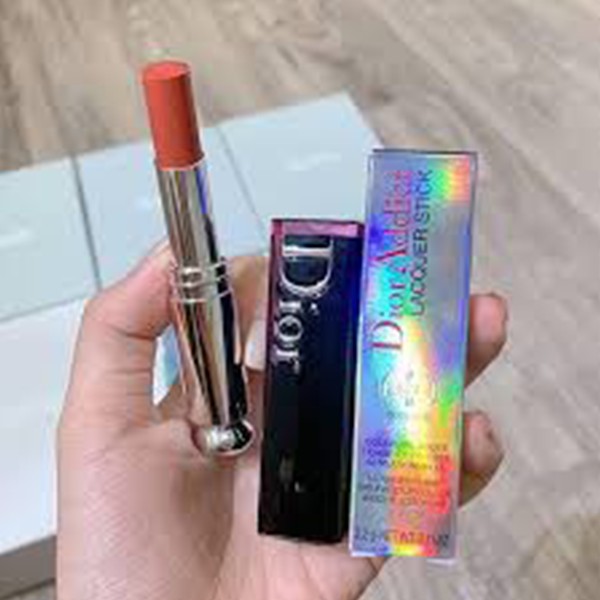 Son môi, son thỏi chất lì pha dưỡng, son Dior Addict Lipstick Lacquer Stick 1.4g  quyến rũ, gợi cảm đến bất ngờ