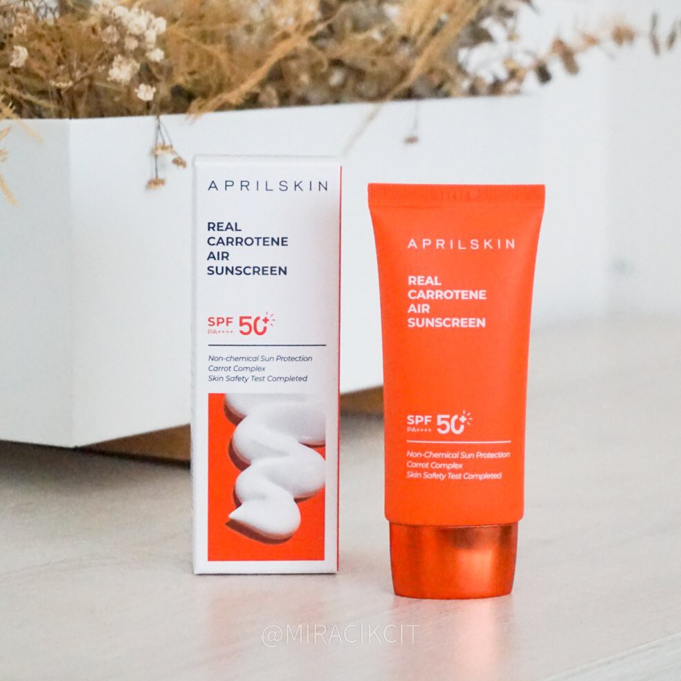 Bộ Sản Phẩm Cà Rốt Sạch Mụn,Sáng Da 4 Bước Aprilskin Carrotene( Vita pad + sunscreen + serum carrot+srm)