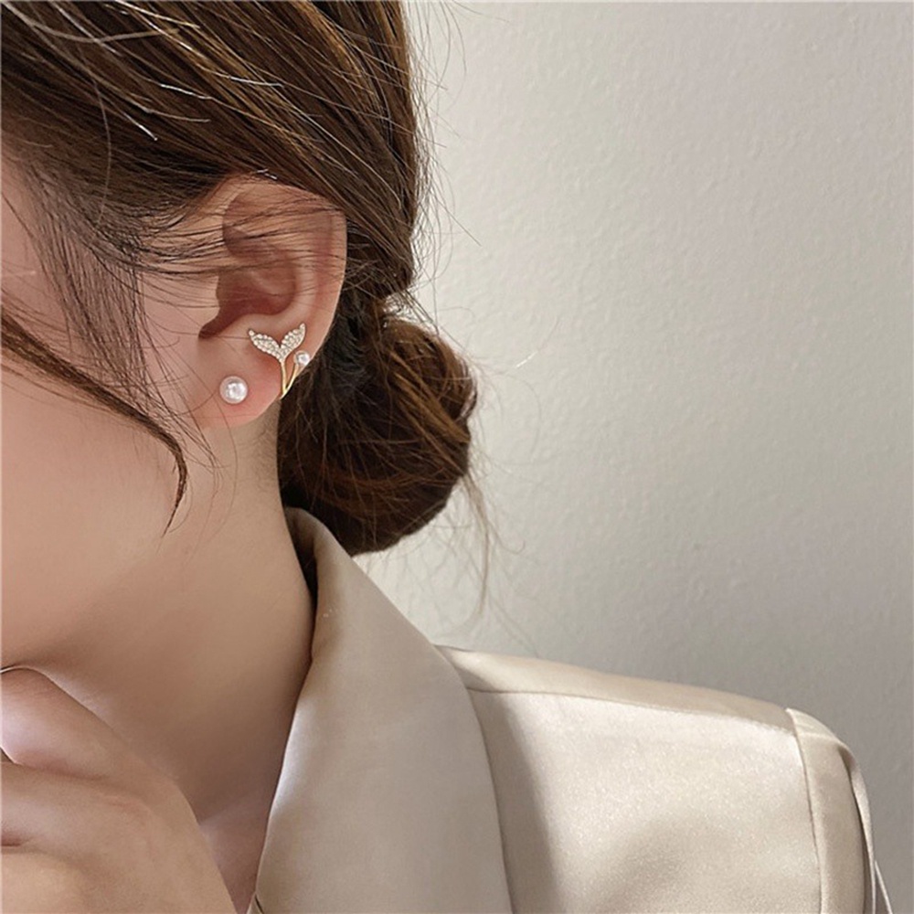 Bông Tai Đuôi Cá Đính Ngọc Trai Sang Trọng Cho Nữ