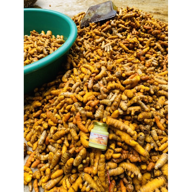 Cao Tinh Nghệ Sữa Ong Chúa Quê Nhà