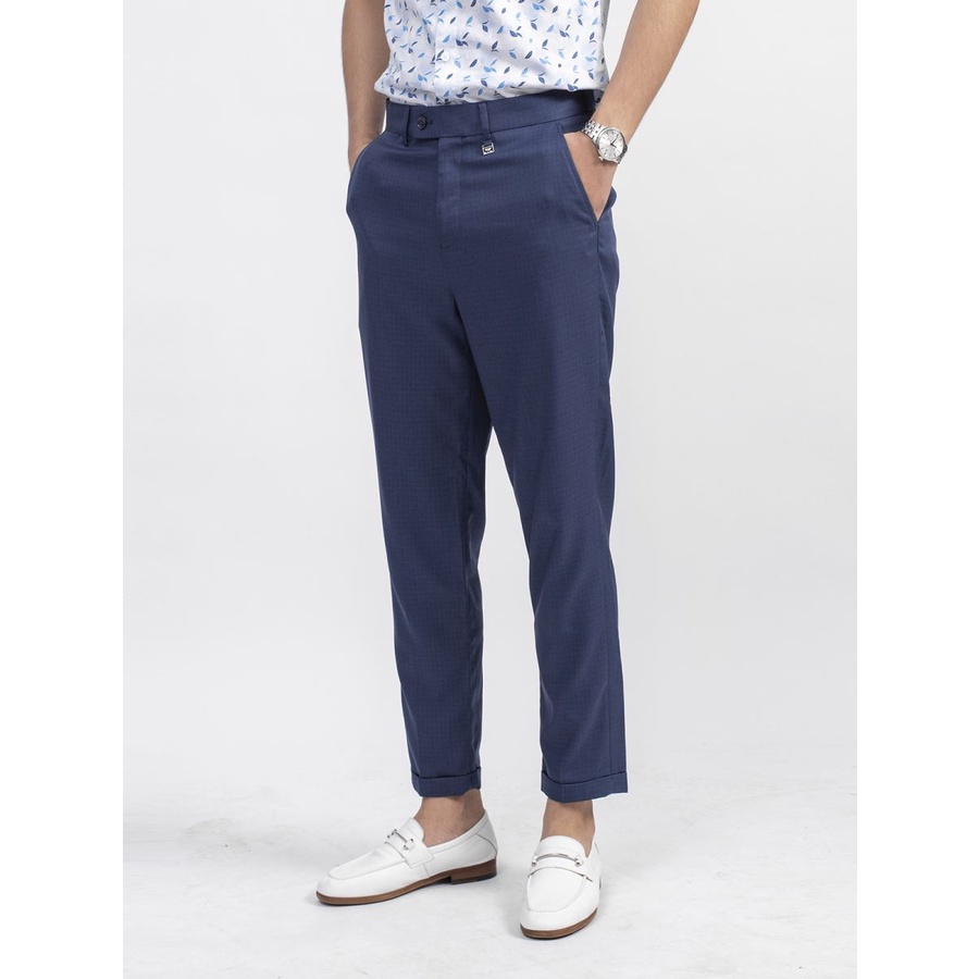 Quần âu nam ARISTINO kiểu dáng carrot fit trẻ trung, thời thượng kết hợp họa tiết kẻ chìm tinh tế - ATR00609