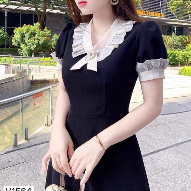 Đầm xoè umi phối voan, cổ tim dịu dàng nữ tính