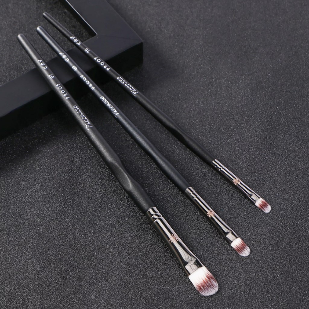 Cọ Viền Mí Mắt - Eyeliner Piccasso 15