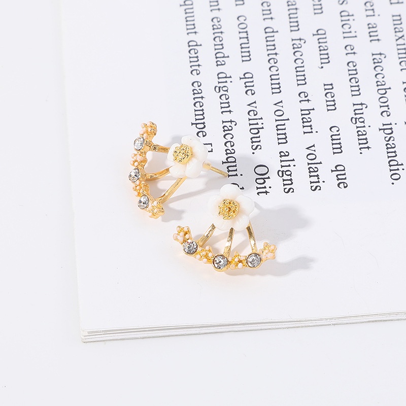 Bông tai cúc hoạ mi thời trang