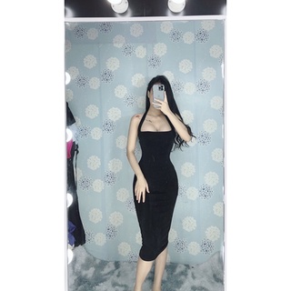 đầm ôm body cổ yếm