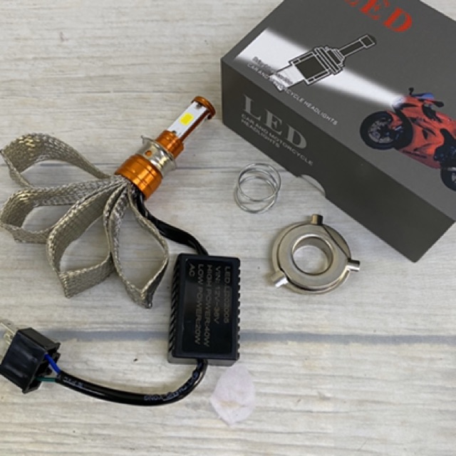 Đèn Pha led xe máy đuôi công tản nhiệt Suo Lin chân đa năng siêu sáng.