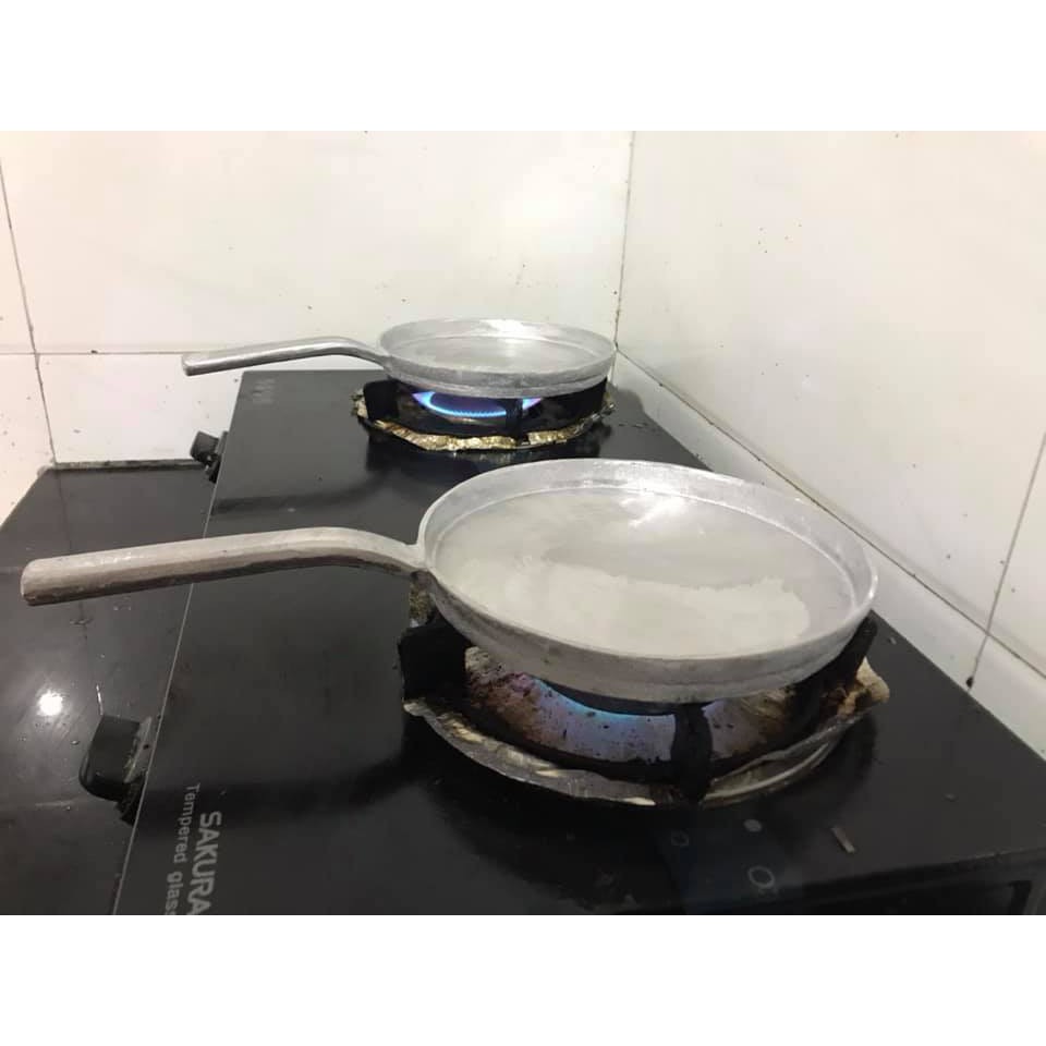 Chảo làm Bánh Xèo