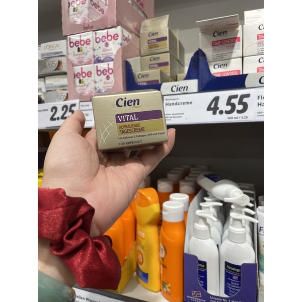 KEM DƯỠNG DA CHỐNG LÃO HOÁ VIRAL CIEN