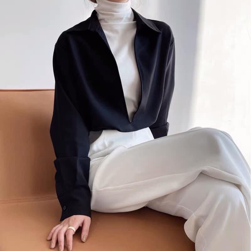 Áo sơ mi dài tay cổ V khoét sâu phong cách thịnh hành