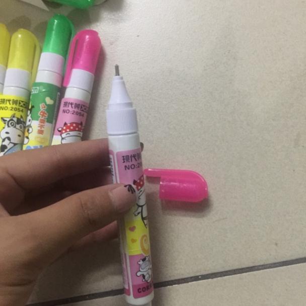 Sale 1 cây bút xoá nước