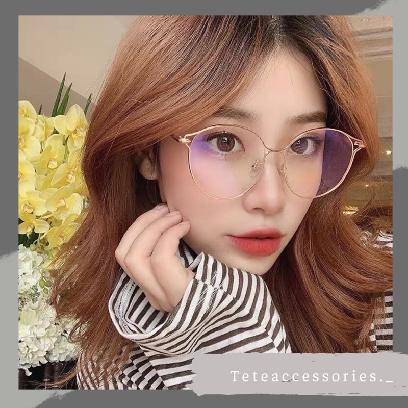 Kính mắt cận thời trang kiểu cách mới