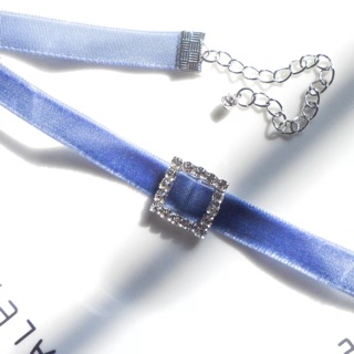 Dây choker xanh siêu xinh