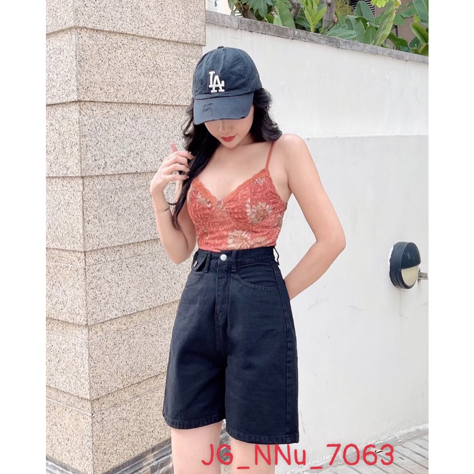 Quần Short Nữ Màu Đen Có Túi Nắp Trước JG_7063