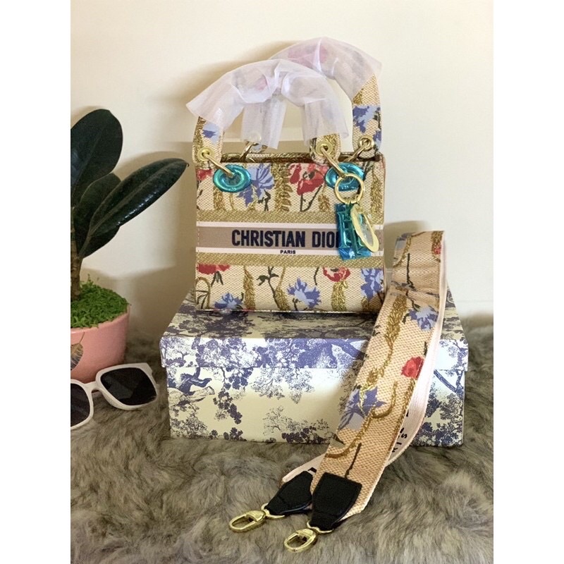 Túi xách Dior Lady thổ cẩm