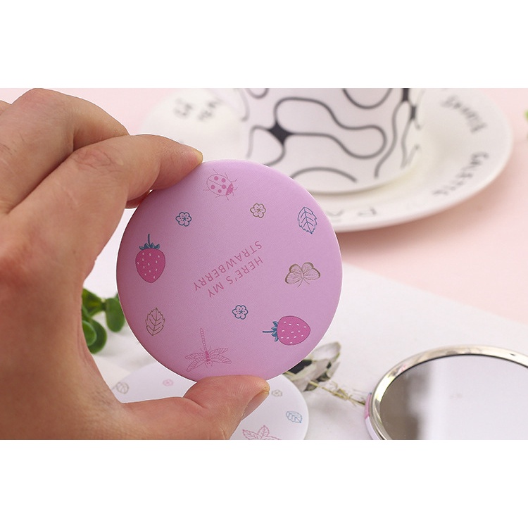 Taeyang369hz Gương Mini Strawberry Dễ Thương Bỏ Túi Kính Teki Trang Điểm Cầm Tay Tròn Hình Trái Dâu