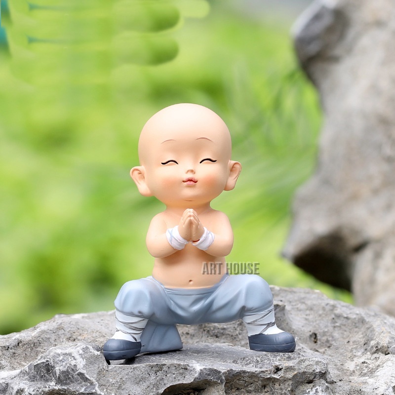 Tượng Chú Tiểu Áo Xanh Yêu Đời