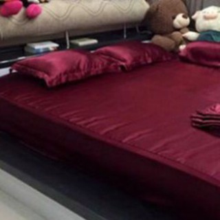 (Loại 1) Bộ Ga Gối Phi Lụa 4 Món Lan Pham Bedding Màu Đỏ Mận