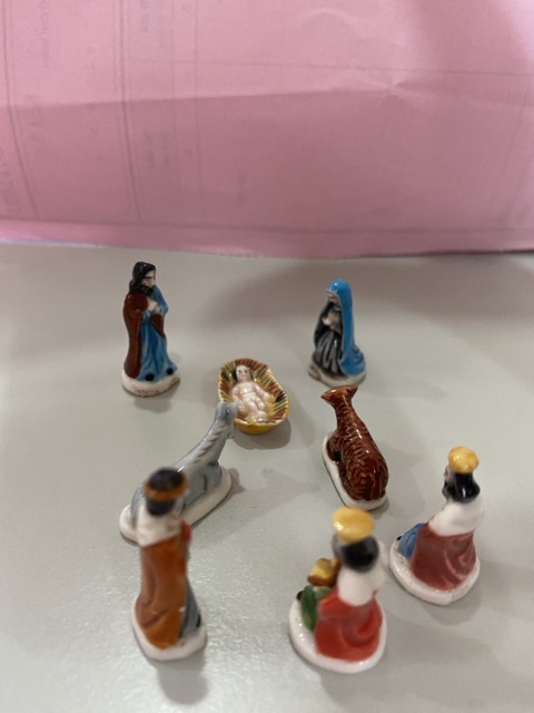 182. Bộ Noel gốm sứ tí hon 1cm