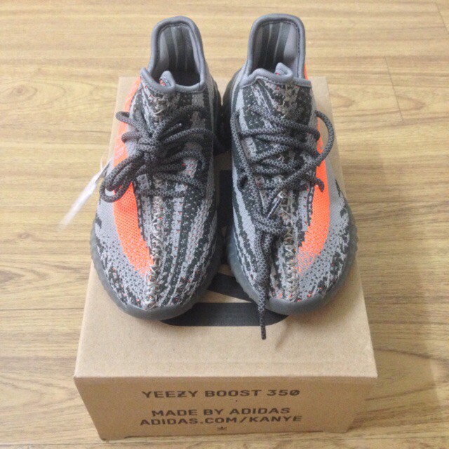 Giày thể thao Sneaker  yeezyboost 350v2 beluga ( ghi vạch cam ) | BigBuy360 - bigbuy360.vn