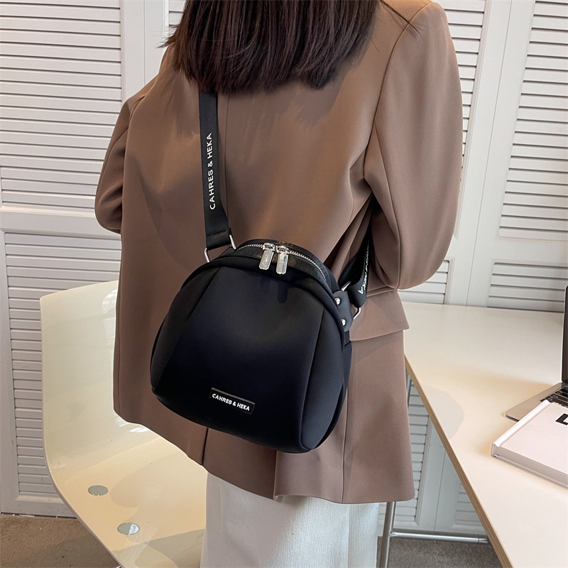 Túi Vỏ Sò Bằng Vải nylon Thiết Kế niche Giản Dị Dành Cho Bạn Nữ