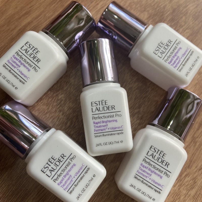 Tinh chất trẻ hóa, trắng da Estee Lauder Perfectionist Pro VitaminC
